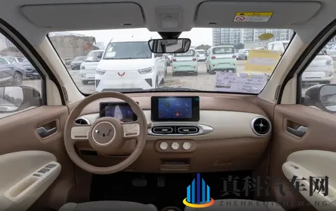 怪不得受欢迎，五菱宏光MINI EV稳坐销冠位置，直接入手顶配没商量-2