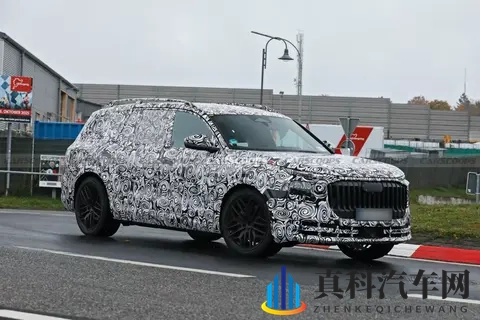 奥迪Q9霍希版谍照曝光，配40T V8引擎，明年亮相，剑指迈巴赫GLS-2