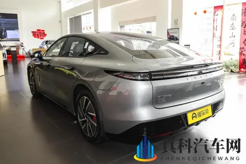 11月买车的看过来！星纪元ES优惠大，配置还升级，别错过！-2