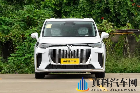 华为乾崑+鸿蒙座舱50，体验2026款岚图梦想家乾崑Ultra-2