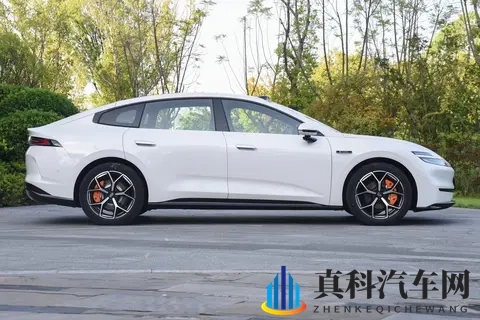 阿维塔12四激光版打造“智美新豪华”标杆-1