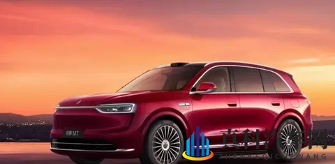 鸿蒙智行问界 M7 汽车上市 41 天累计大定 9 万台！-1