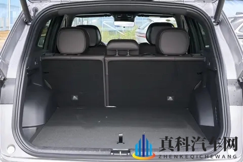 吉利又出狠货!上市即热销,2026款星越L到底有何魔力?-2