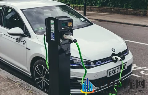 购置税新规倒计时：新势力“自费”抢市场-1