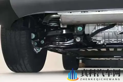 不到20万的“方盒子”SUV怎么样?方程豹钛7试驾后,说说真实感受-1