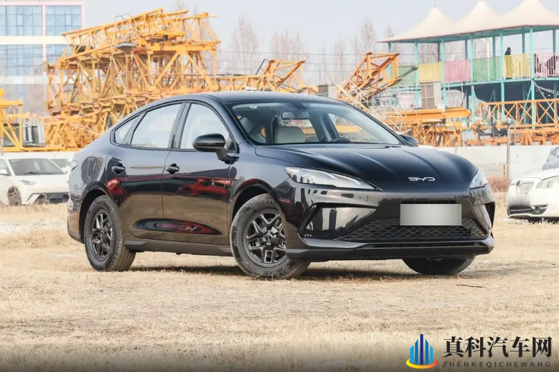 26款这车:128公里纯电续航,以实用为主?-1