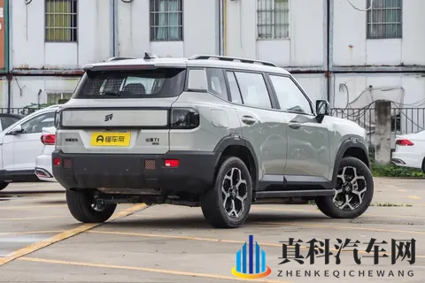 捷途发力！推出15万级硬派越野，方盒子造型+三电机四驱，够卷？-1