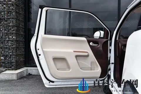 2025 款长安 Lumin：车型配置解析与性价比推荐​-2