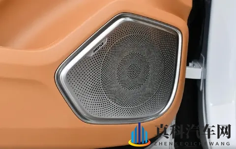 领克09探索版上市，配L2辅助驾驶和全时四驱，限时1988万起-1