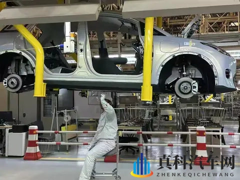 京东第一辆车下线你有什么看法呢？-1