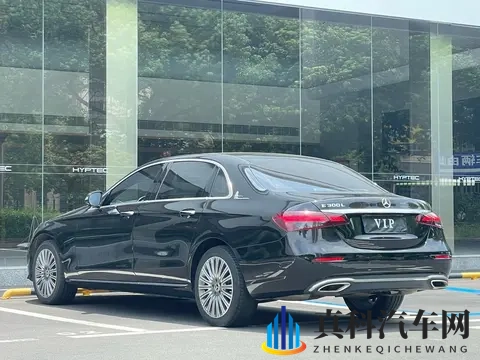 33万拿下准新奔驰E级，体验行政级轿车的舒适与豪华-2