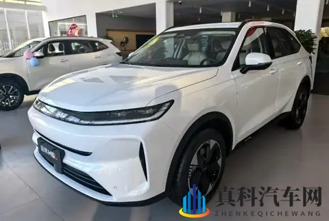 拉长轴距迫不得已，全新哈弗H6L设计挺新颖，15T动力有点不足？-3