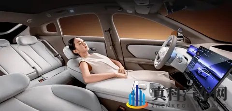 长安启源A06即将上市，主打大美舒新，适合家庭用户-2