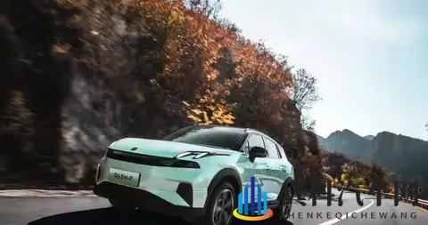 领克EMP是啥技术?四驱咋实现的?老车主用体验讲透-2