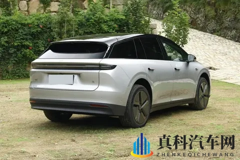 比Model Y更懂家用?理想i6配800V、送双腔空悬,舒适配置拉满-2
