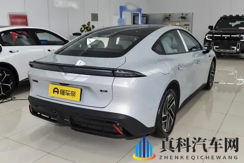 拉利同款磁流变悬架+激光雷达，续航670km，B级轿车预售1399万起-3