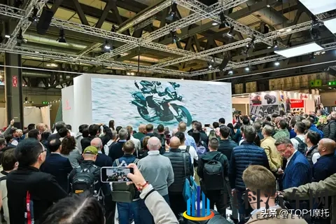 米兰车展丨宗申赛科龙人气爆表，RX2全球首秀，RA1000引发围观-1