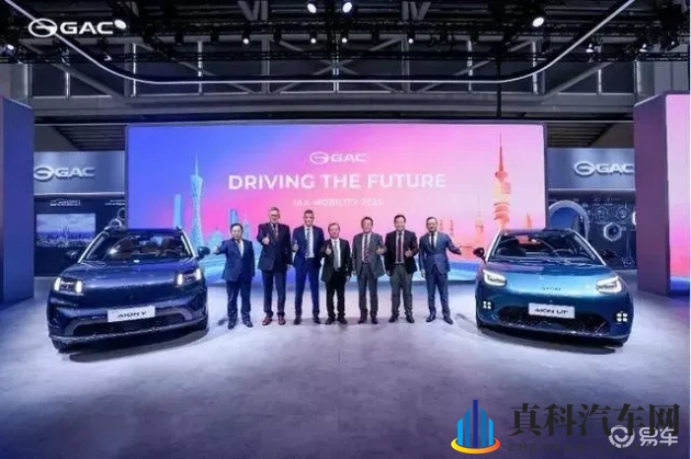 3D人跟各种怪物做:3D角色勇闯怪异世界-1