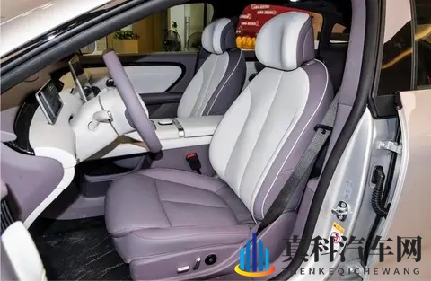 长安启源A06深度试驾:全方位考量,满足全家出行需求-1