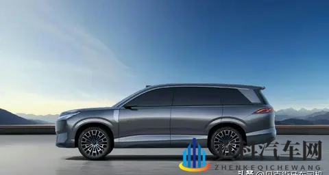 金发尤物和黑巨茎交缠：独特设计新锐汽车，性能内饰双重惊喜-3