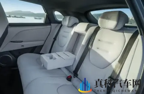 100个流氓软件：智能座舱暗藏隐私危机-1