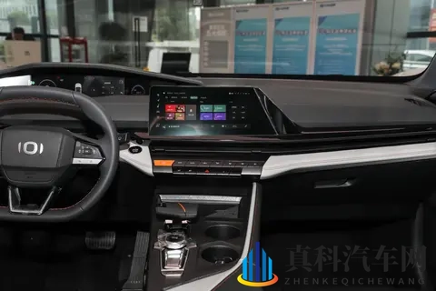 1099万起！长安启源A06上市，90%得房率+800V快充重塑家轿标准-3