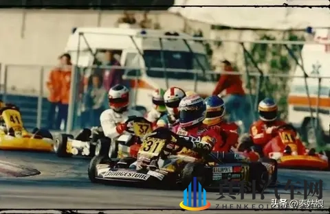 把校花 吊起来打屁股!:校花遭受严厉惩罚,场面令人咋舌-3