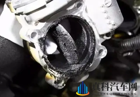发动机进气系统积碳成因与免拆清洗技术深度解析-1
