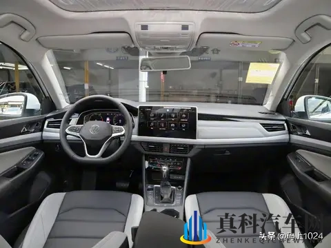 2026款大众宝来上市,氛围灯没了,音响喇叭少了,1129万起-2