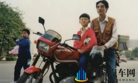 摩托车经销商风光不再:利润微薄、转型艰难,边缘化困境引深思-3