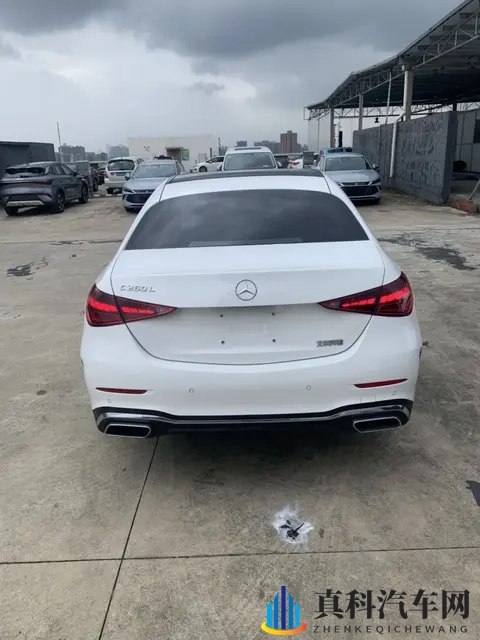 22款奔驰C级,表显45万公里,20多万圆你奔驰梦?-2