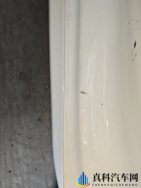 开了6年，八万公里，奥迪A4L现在只要12万？-1