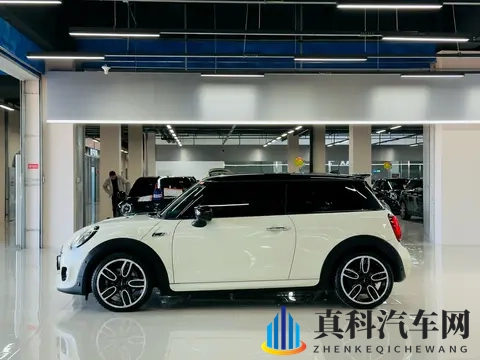 18万多拿下MINI艺术家,小姐姐的时尚座驾!-2