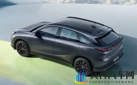 从分歧到一致！极狐T5如何搞定我和媳妇的“家用车选择题”-1