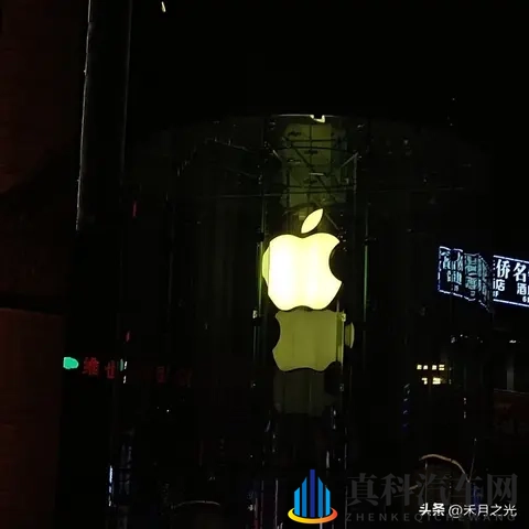 《何小鹏预言引爆行业震荡:10年后,你的车还在吗?》-3