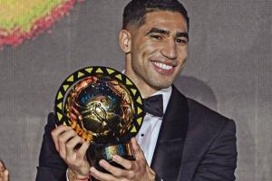 击败萨拉赫和奥斯梅恩！官方：阿什拉夫当选2025非洲足球先生